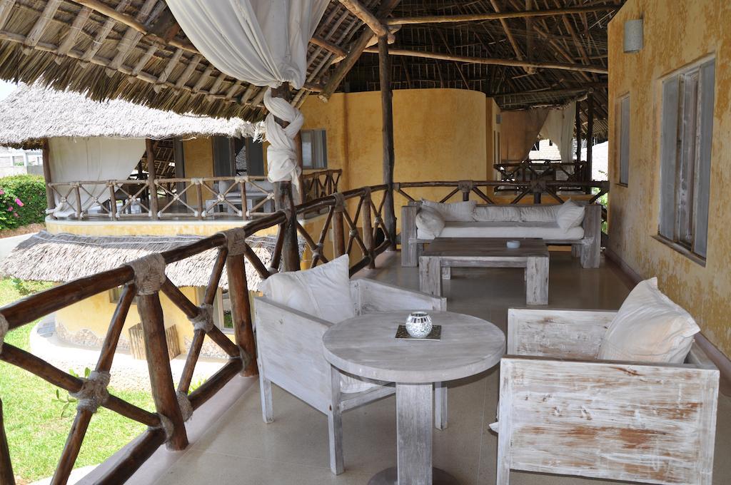Mawe Resort Watamu Boutique Hotel ภายนอก รูปภาพ